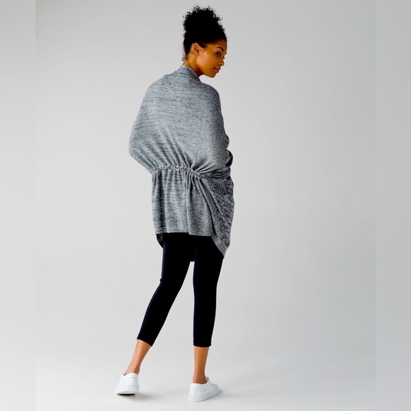 Lululemon Breeze Easy Wrap M/L - Picture 4 of 7